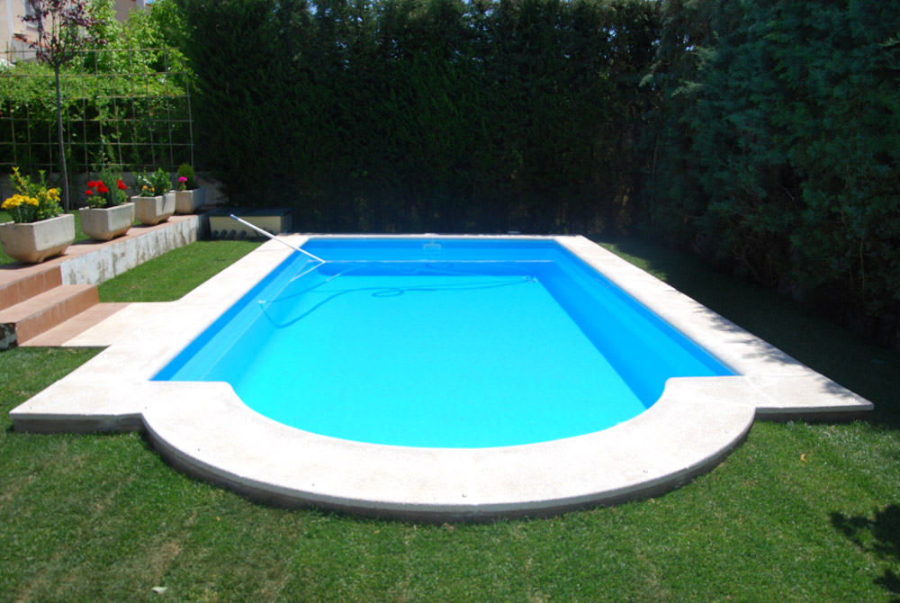 Piscina Alma M - 650, piscina de poliéster de 6x3 metros